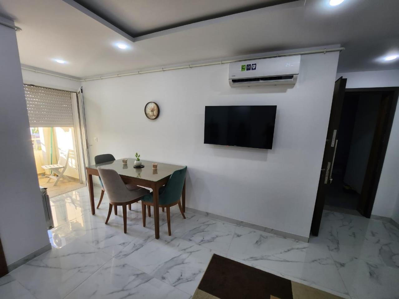 Elegant S1 Meuble Garde A Ariana -Tunis Apartment Exterior photo